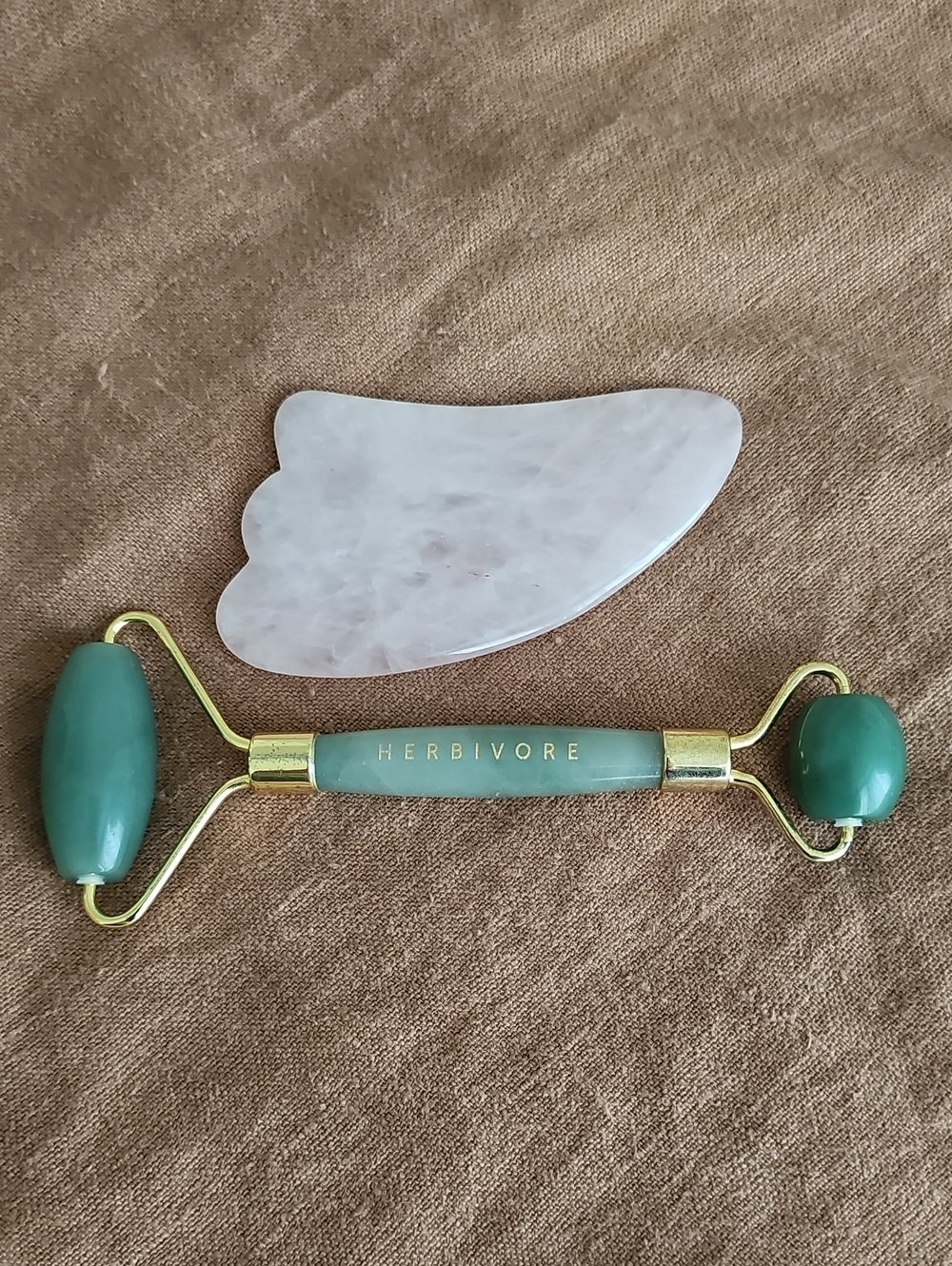 Herbivore Green Jade Facial Roller & Rose Quartz Gua Sha